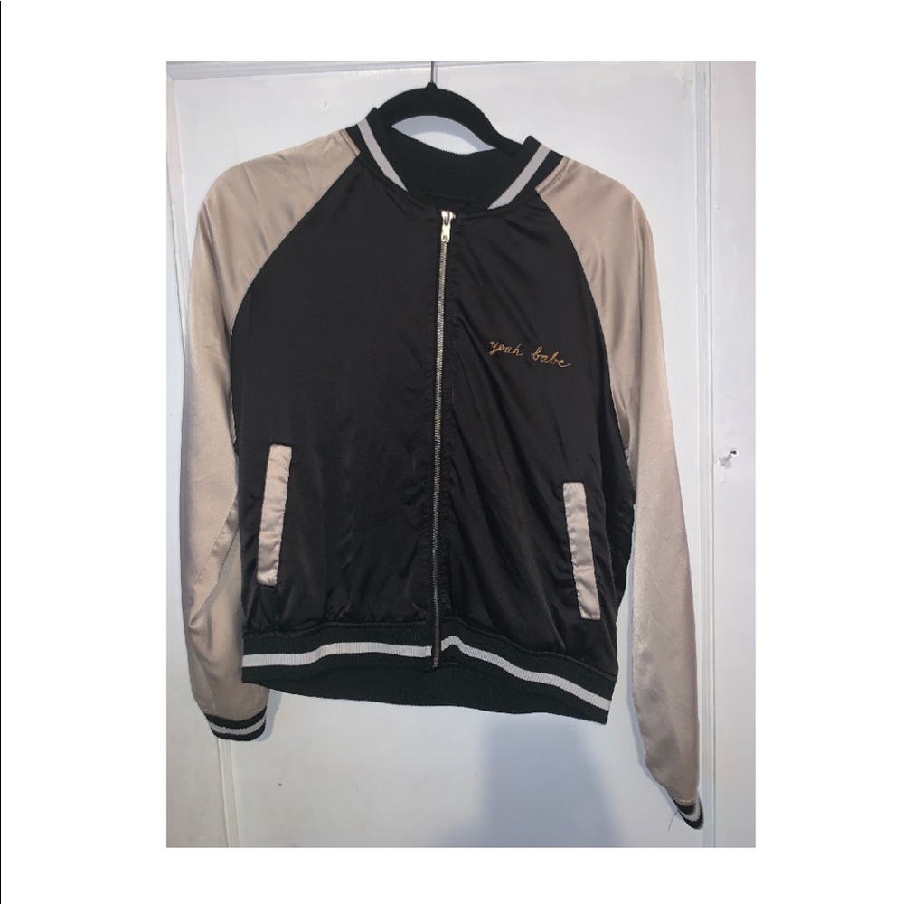 A Kendall & Kylie jacket “Yeah babe”